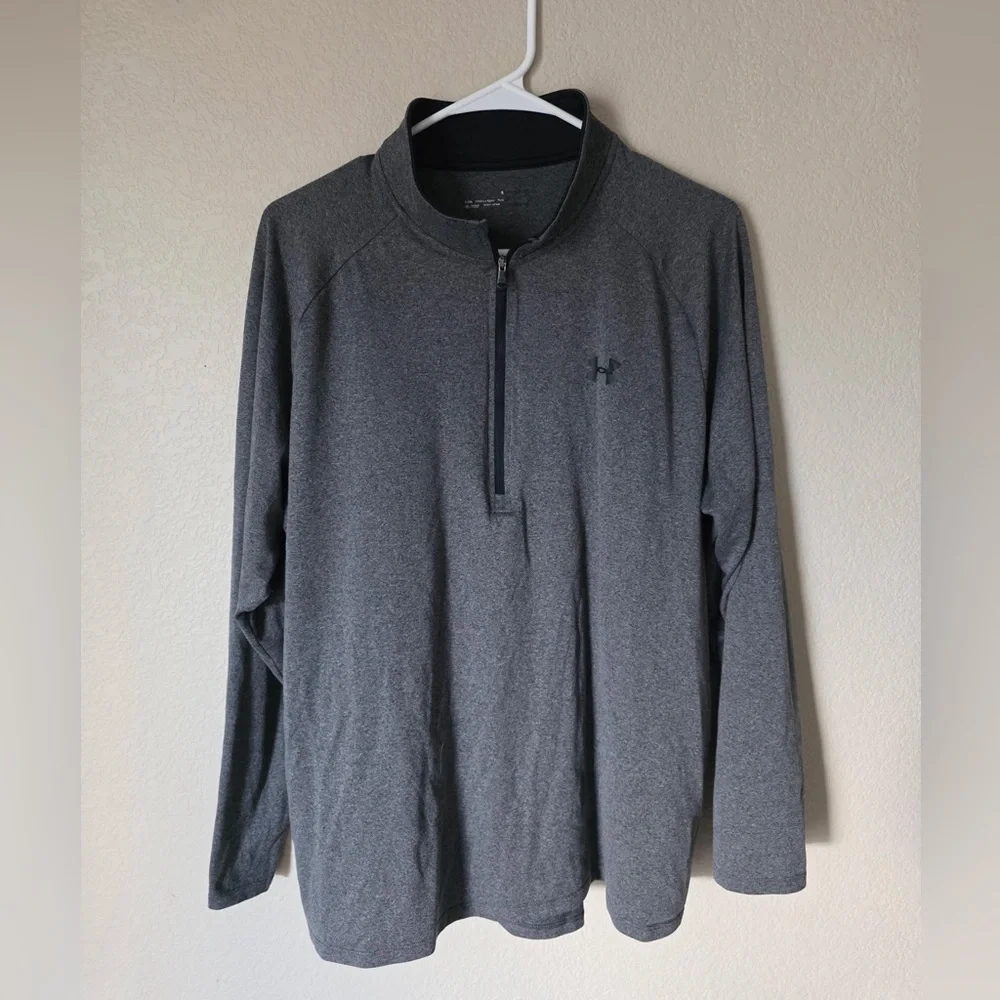 Under Armour Men's UA Tech Long Sleeve 1/2 Zip In Carbon Heather Size XL‎